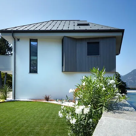 The By The River Semesterbostad Bellano