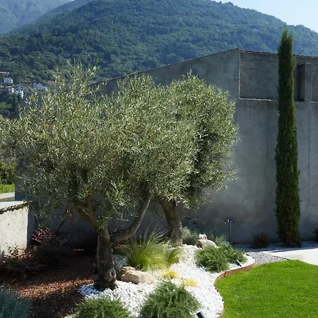 The By The River * Bellano