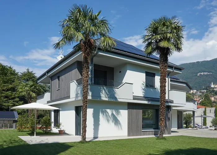 The By The River Semesterbostad *