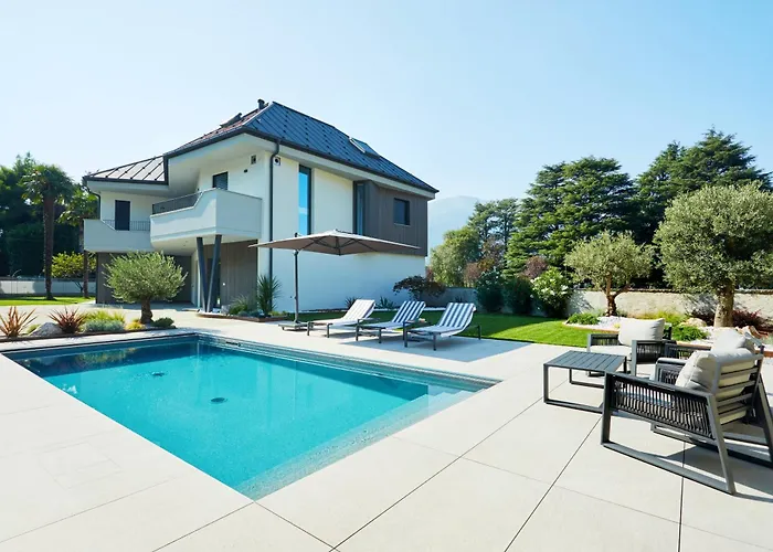 Nyaraló The By The River *