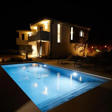 Semesterbostad The By The River Bellano