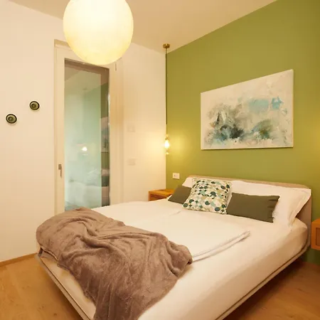 Semesterbostad The By The River Bellano